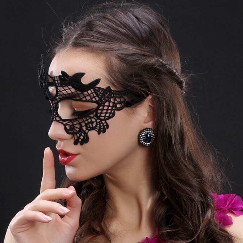 Sexy Women Lace Hollow Masquer - Respirator Half Face recension och pris